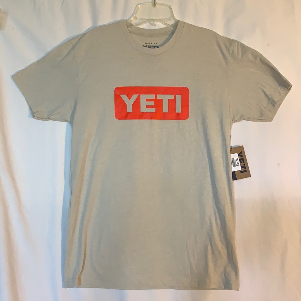 Yeti Mens Tee Medium NWT